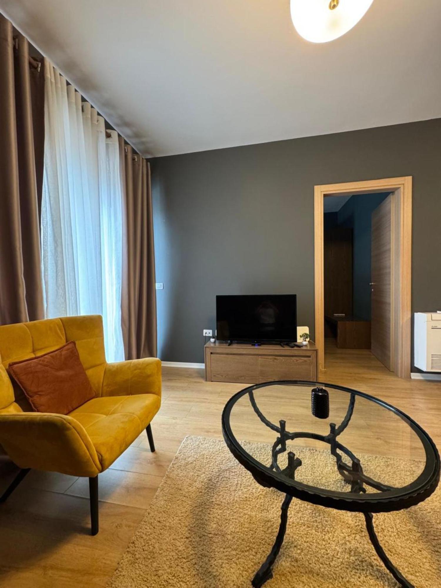 Kalpazo Home Tirana 21 Екстериор снимка